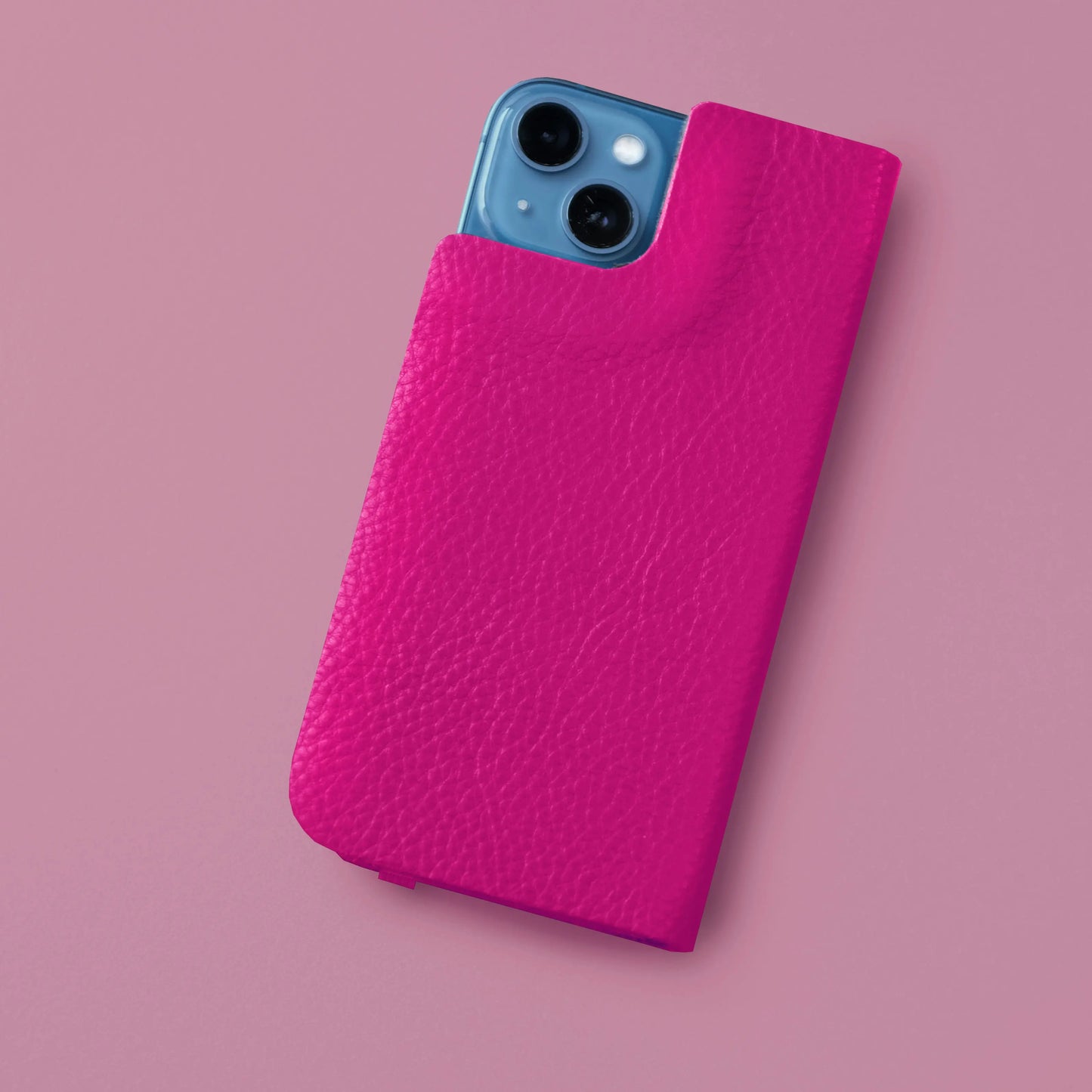 neonpinke Klapphülle aus Leder für iPhones