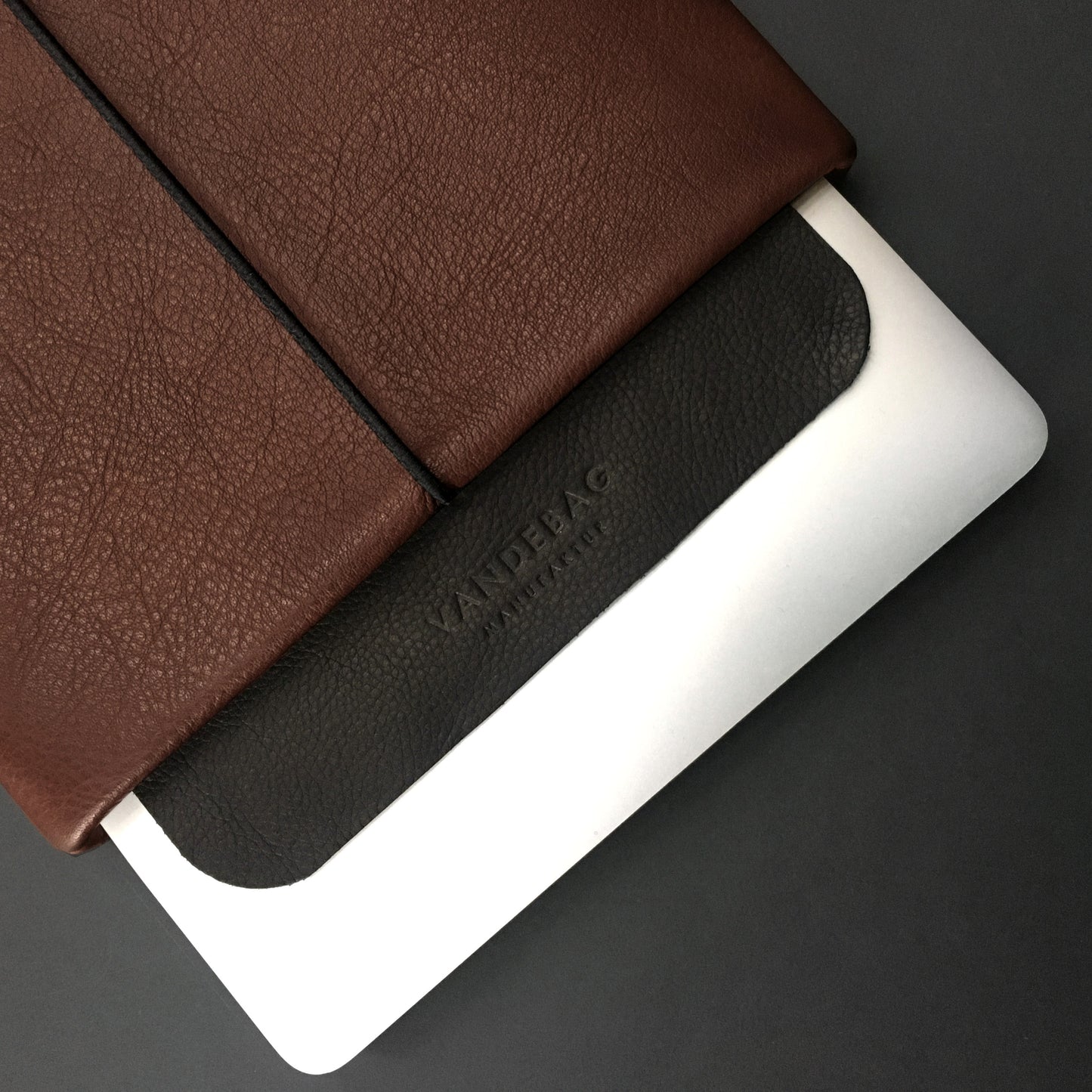 Laptop Hülle Leder NUSSBRAUN